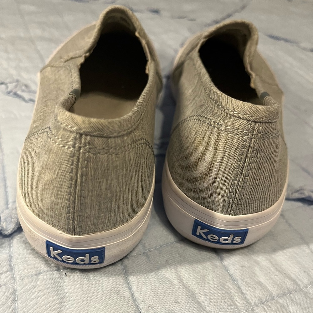 Keds sneakers size 7.5.